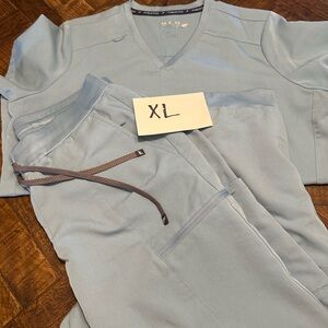 Fabletics Light Blue Women's Top